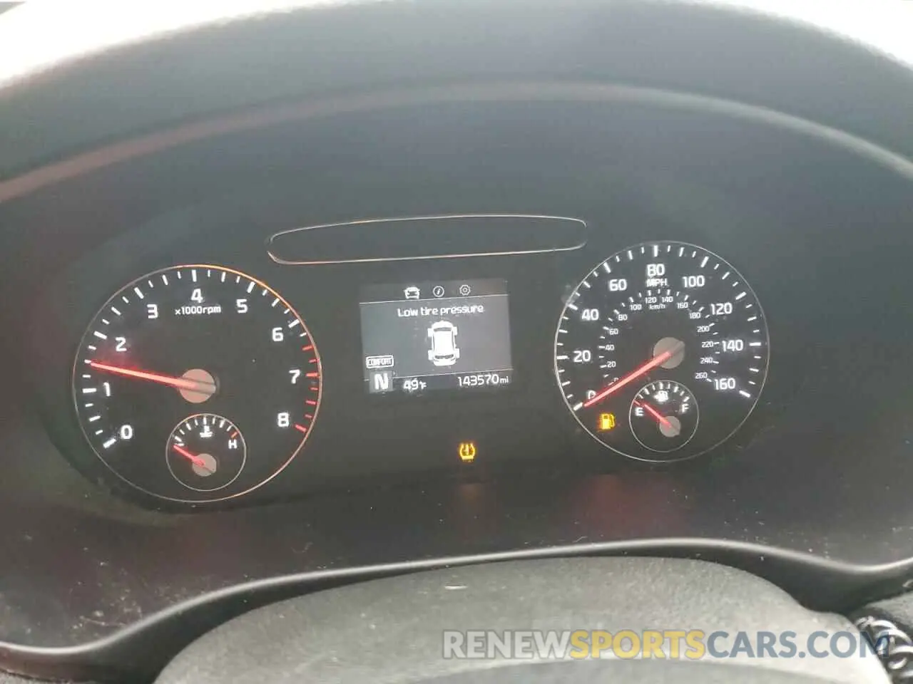 9 fotografías del automóvil dañado 5XYPG4A3XKG592725 KIA SORENTO 2019