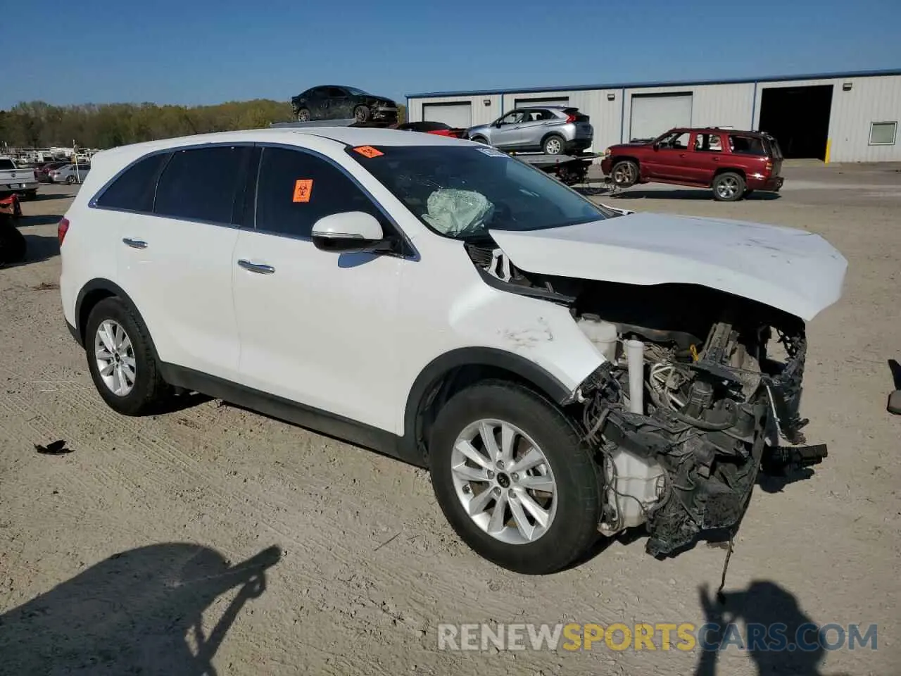 4 fotografías del automóvil dañado 5XYPG4A50KG489508 KIA SORENTO 2019