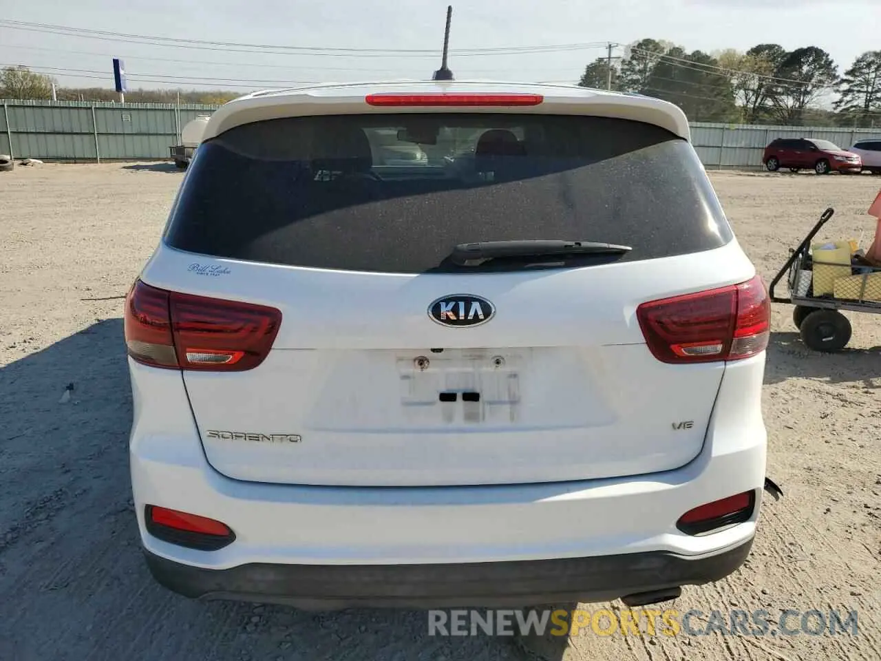 6 fotografías del automóvil dañado 5XYPG4A50KG489508 KIA SORENTO 2019
