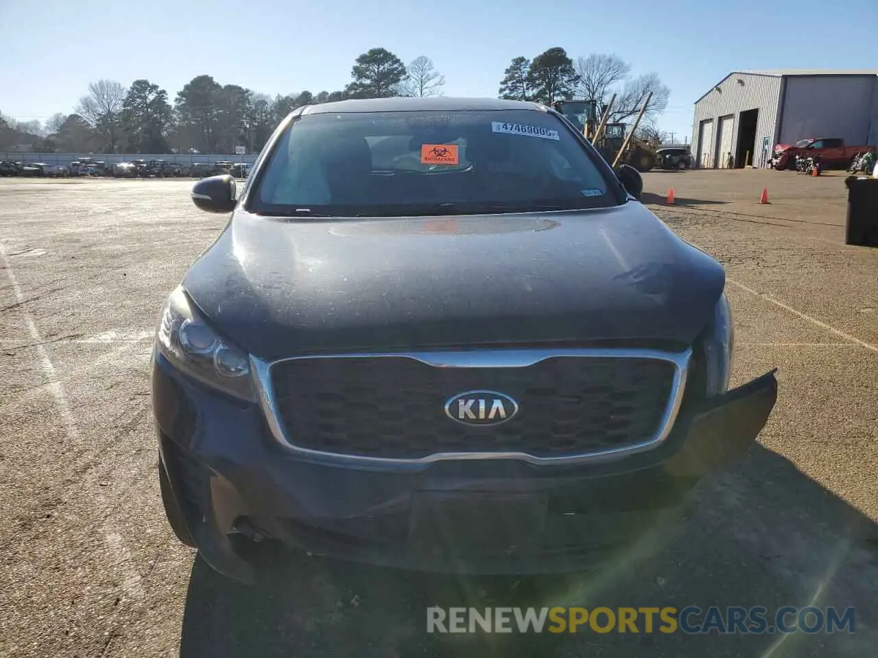 5 fotografías del automóvil dañado 5XYPG4A50KG494000 KIA SORENTO 2019