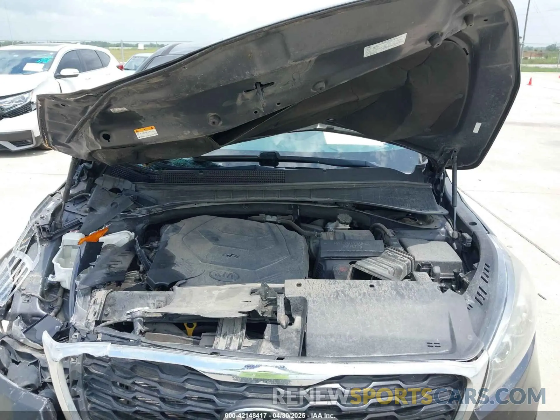 10 fotografías del automóvil dañado 5XYPG4A51KG441192 KIA SORENTO 2019