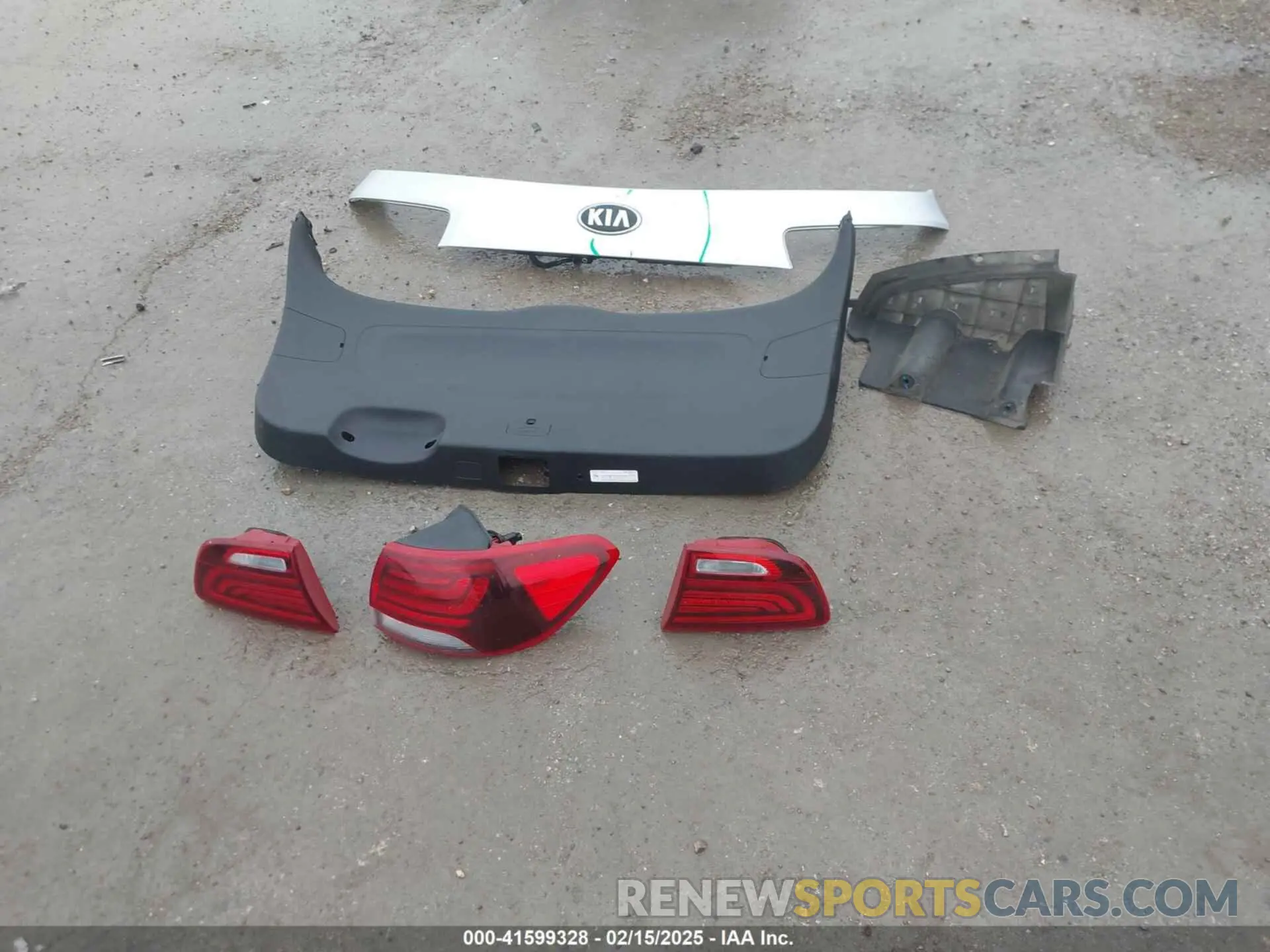 12 fotografías del automóvil dañado 5XYPG4A51KG495866 KIA SORENTO 2019