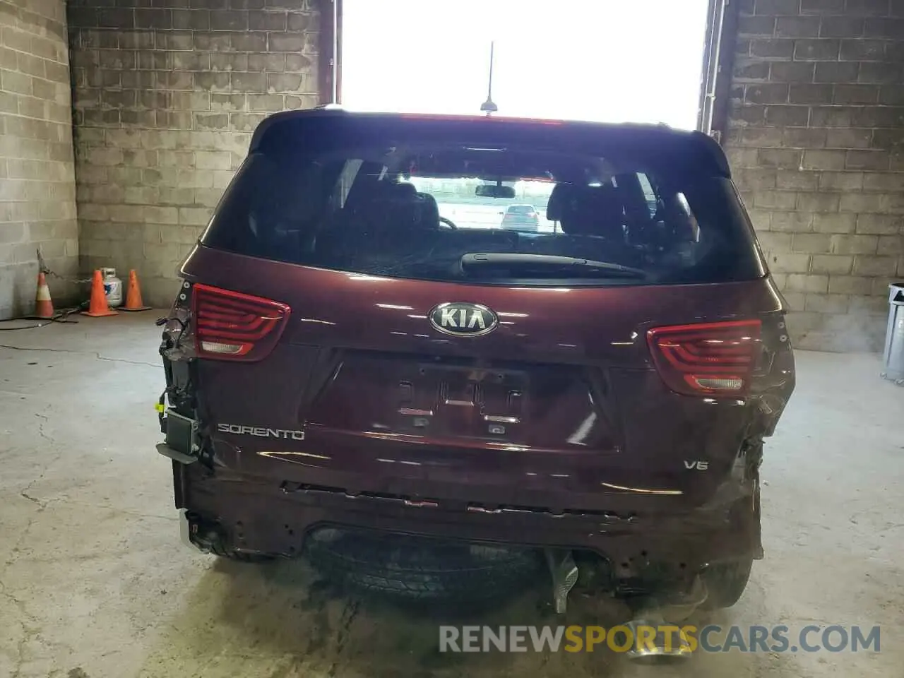 6 fotografías del automóvil dañado 5XYPG4A51KG600289 KIA SORENTO 2019
