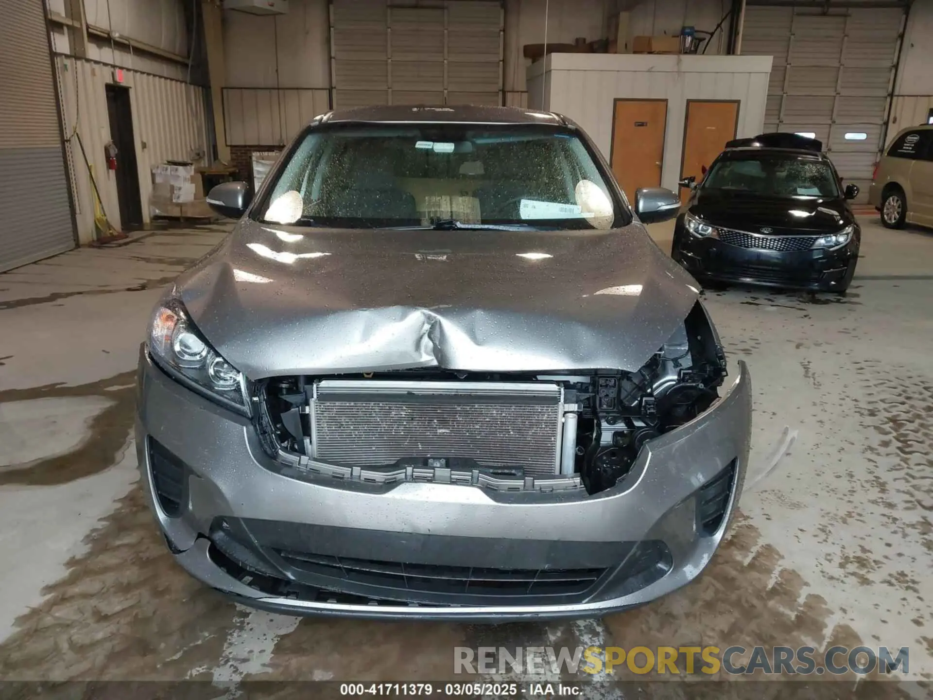 12 fotografías del automóvil dañado 5XYPG4A52KG485699 KIA SORENTO 2019