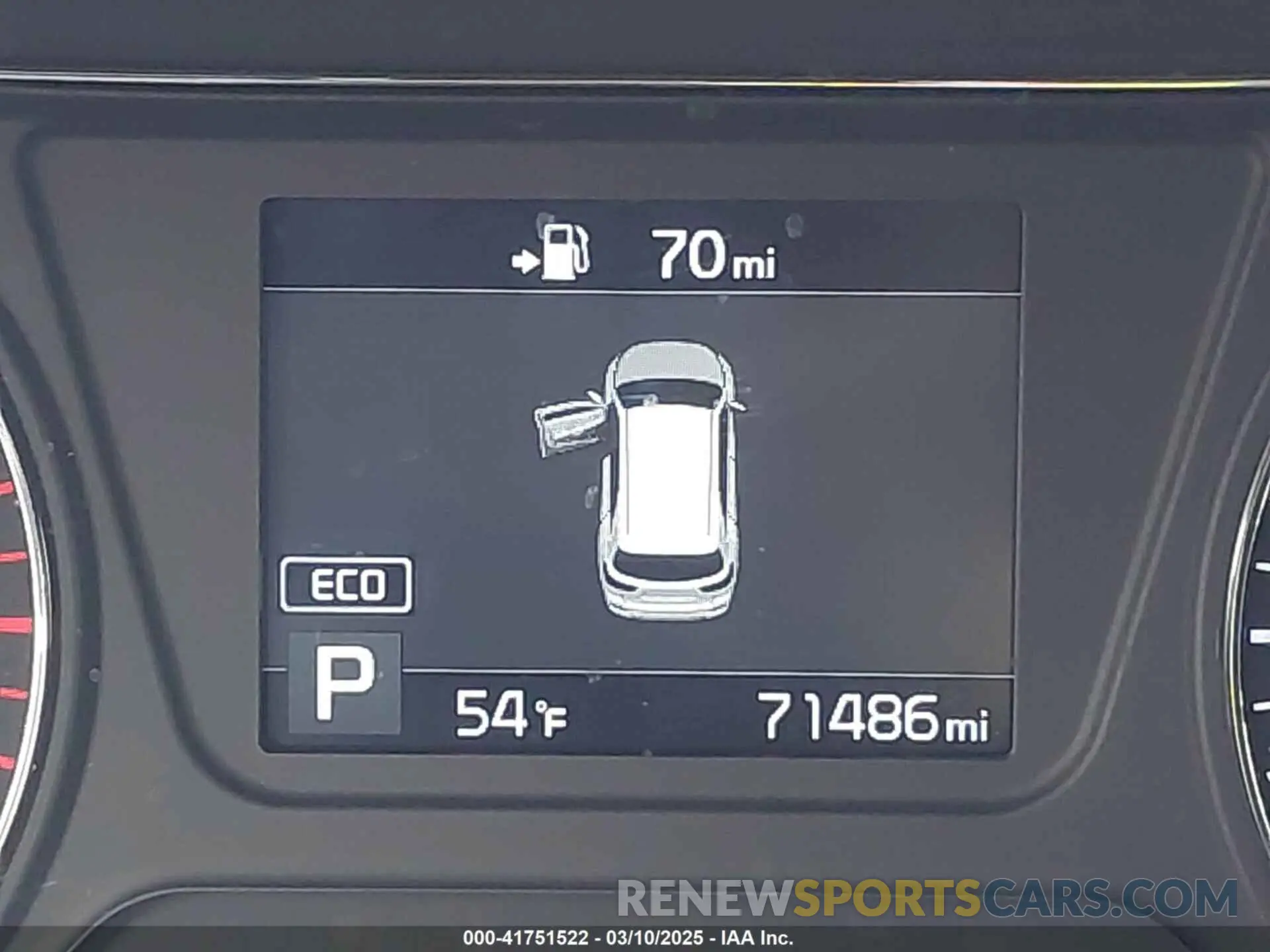 16 fotografías del automóvil dañado 5XYPG4A54KG476373 KIA SORENTO 2019