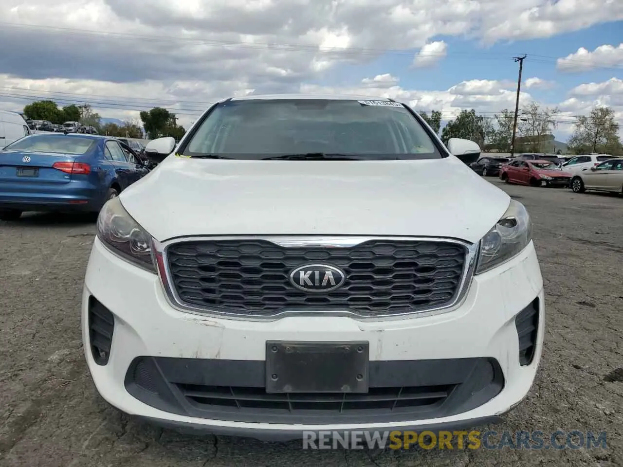 5 fotografías del automóvil dañado 5XYPG4A55KG492730 KIA SORENTO 2019