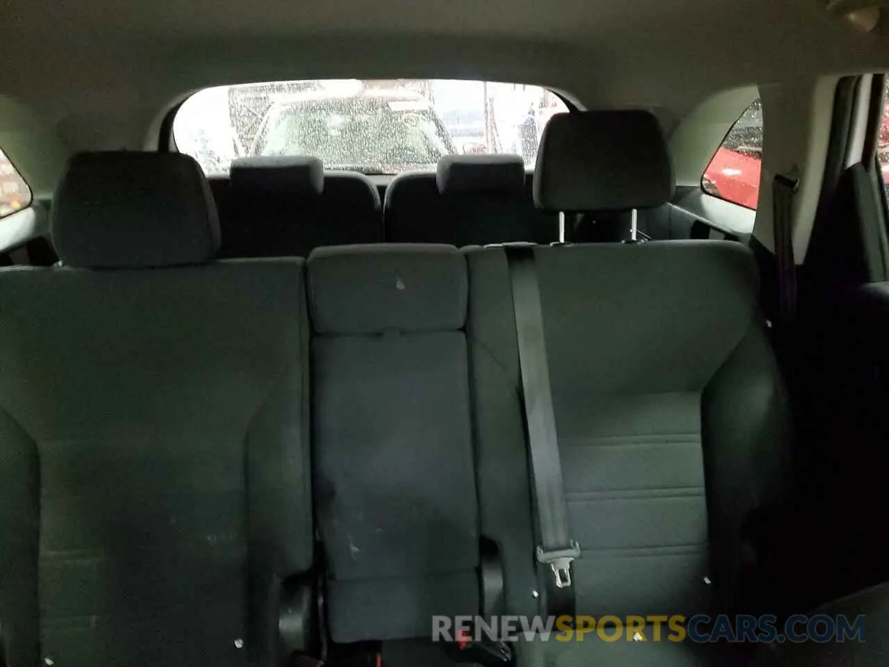 10 fotografías del automóvil dañado 5XYPG4A56KG558427 KIA SORENTO 2019