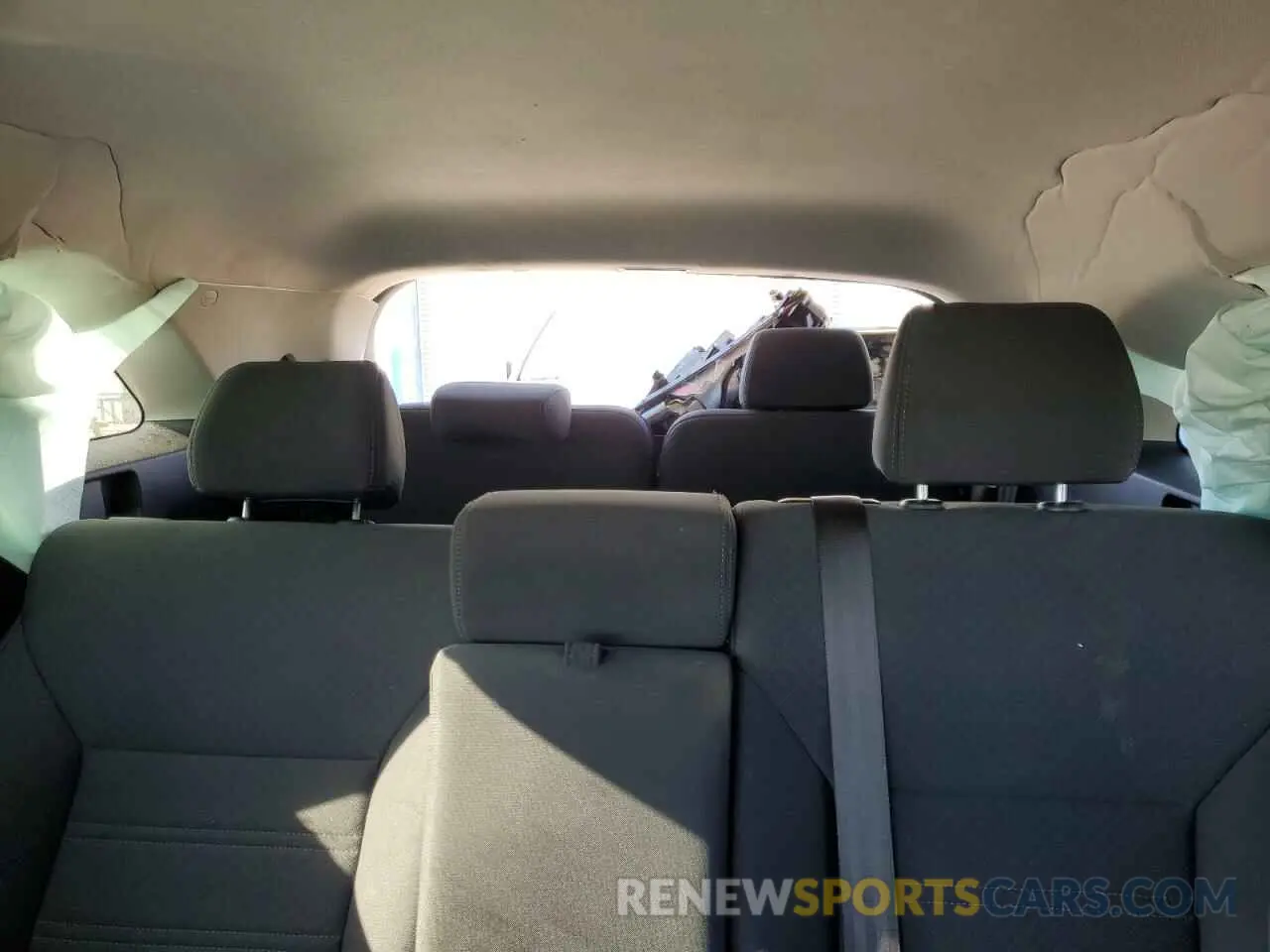 10 fotografías del automóvil dañado 5XYPG4A56KG571713 KIA SORENTO 2019