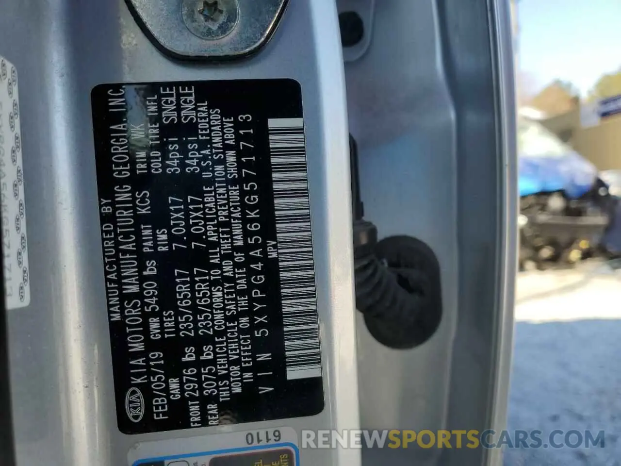 14 fotografías del automóvil dañado 5XYPG4A56KG571713 KIA SORENTO 2019