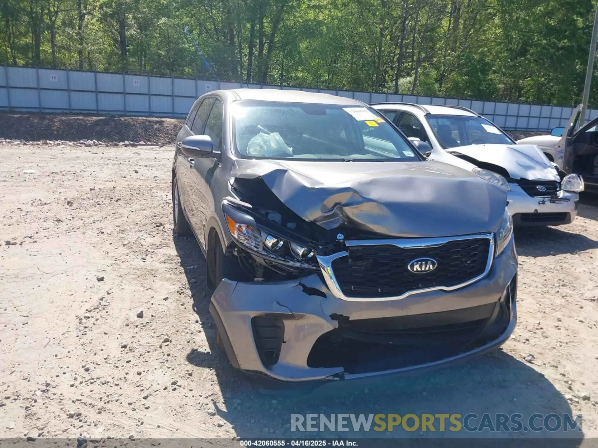 6 fotografías del automóvil dañado 5XYPG4A57KG494222 KIA SORENTO 2019