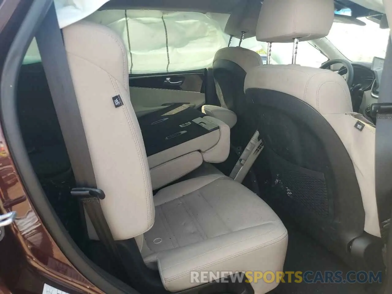 10 fotografías del automóvil dañado 5XYPG4A57KG558369 KIA SORENTO 2019