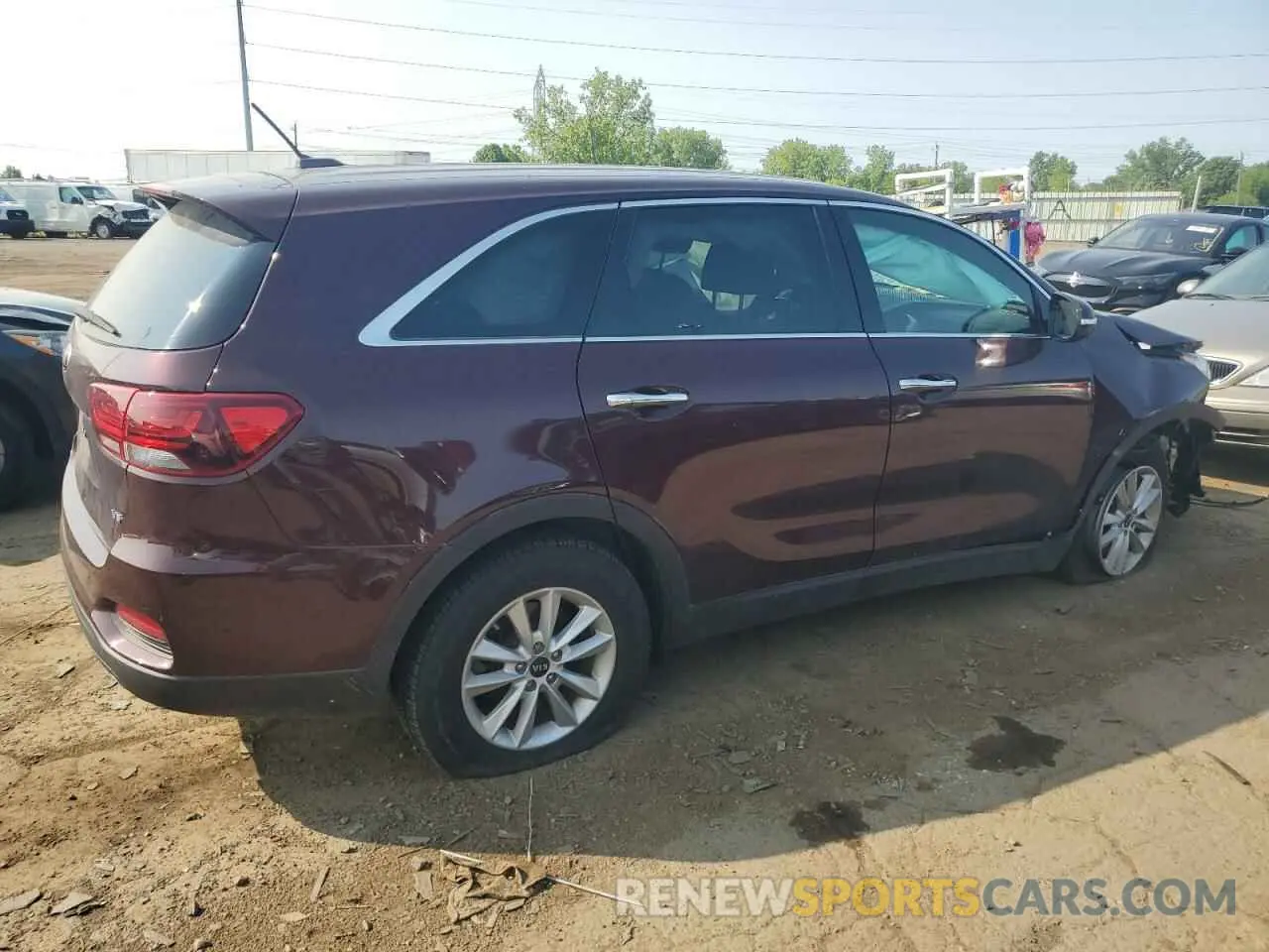 3 fotografías del automóvil dañado 5XYPG4A57KG558369 KIA SORENTO 2019