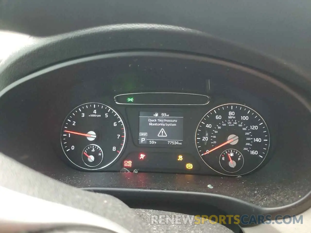 9 fotografías del automóvil dañado 5XYPG4A57KG558369 KIA SORENTO 2019