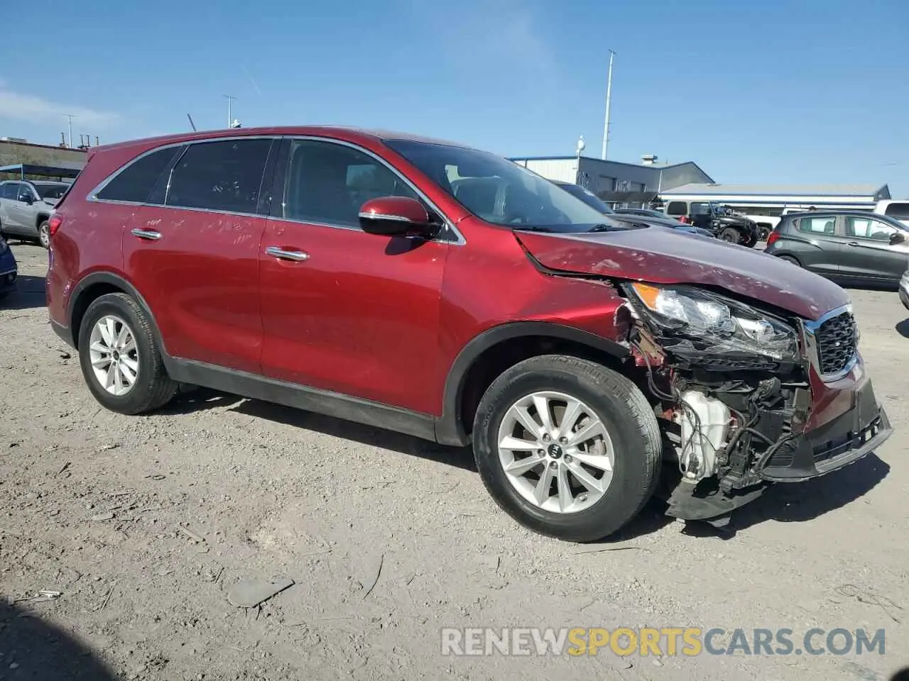 4 fotografías del automóvil dañado 5XYPG4A57KG572059 KIA SORENTO 2019