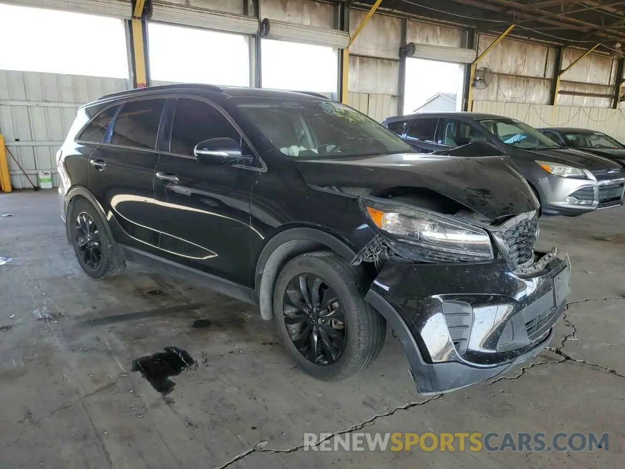 4 fotografías del automóvil dañado 5XYPG4A57KG608395 KIA SORENTO 2019