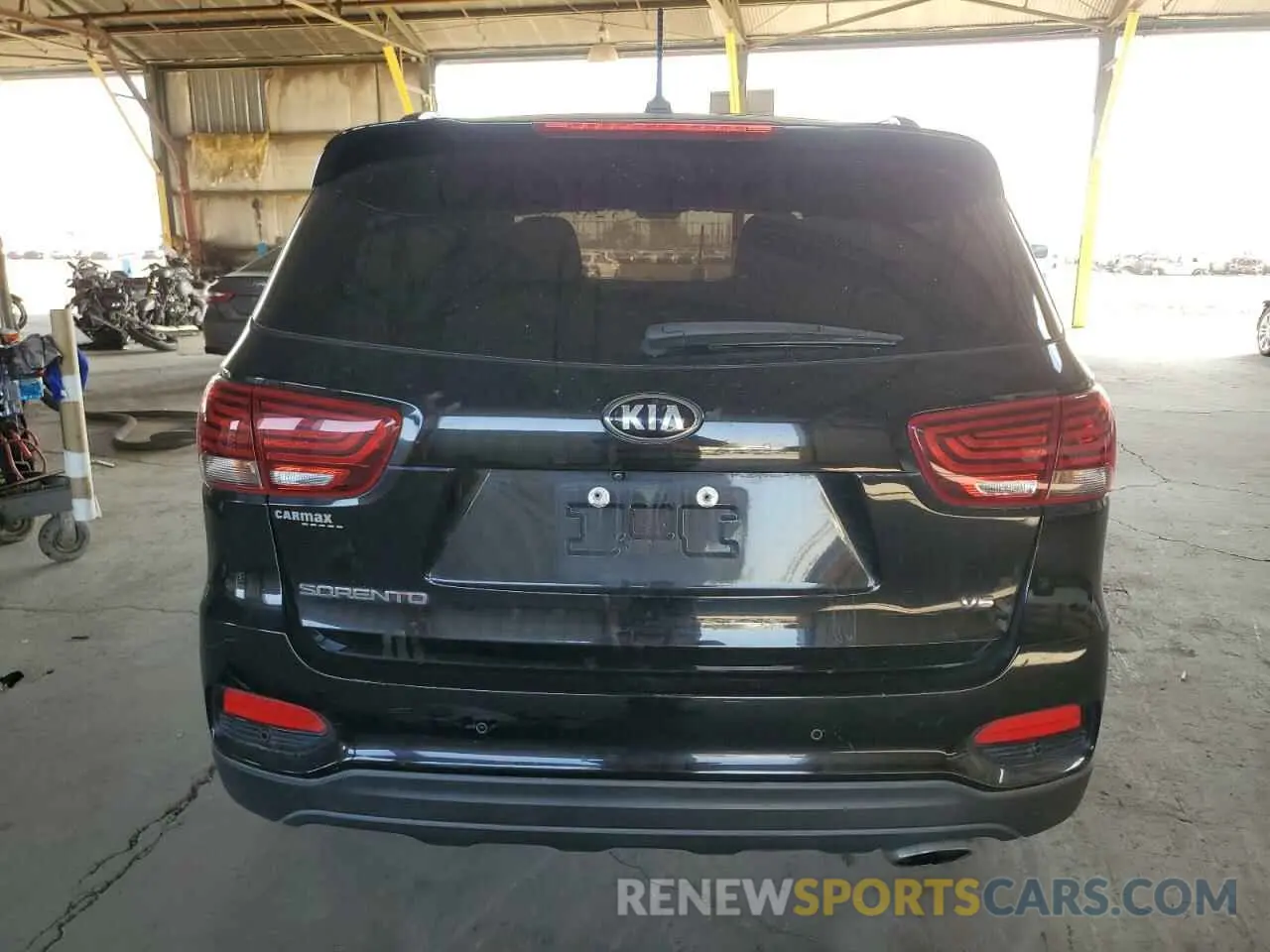 6 fotografías del automóvil dañado 5XYPG4A57KG608395 KIA SORENTO 2019