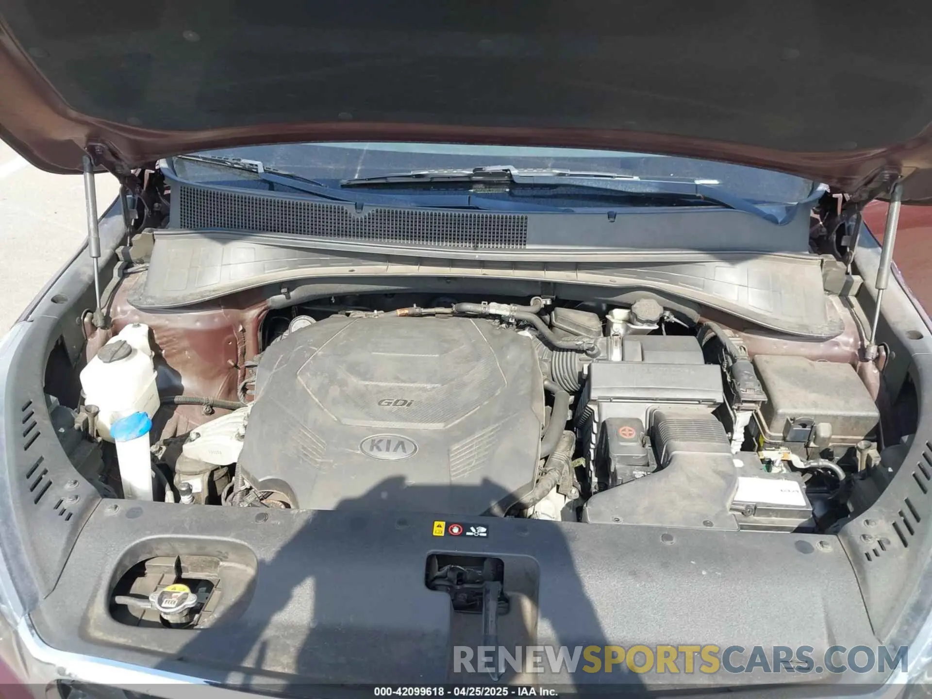 10 fotografías del automóvil dañado 5XYPG4A58KG565461 KIA SORENTO 2019
