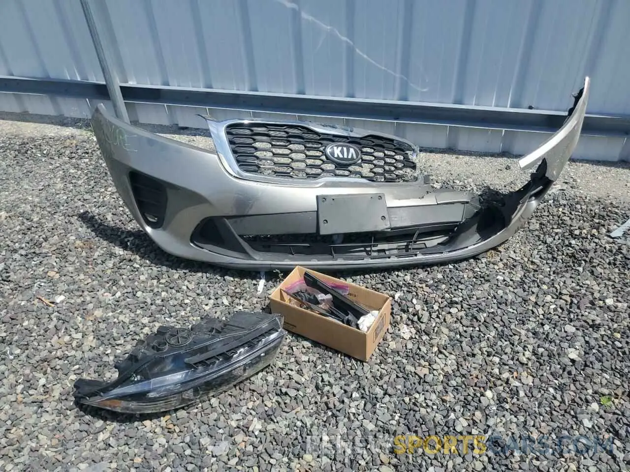 13 fotografías del automóvil dañado 5XYPG4A5XKG491556 KIA SORENTO 2019