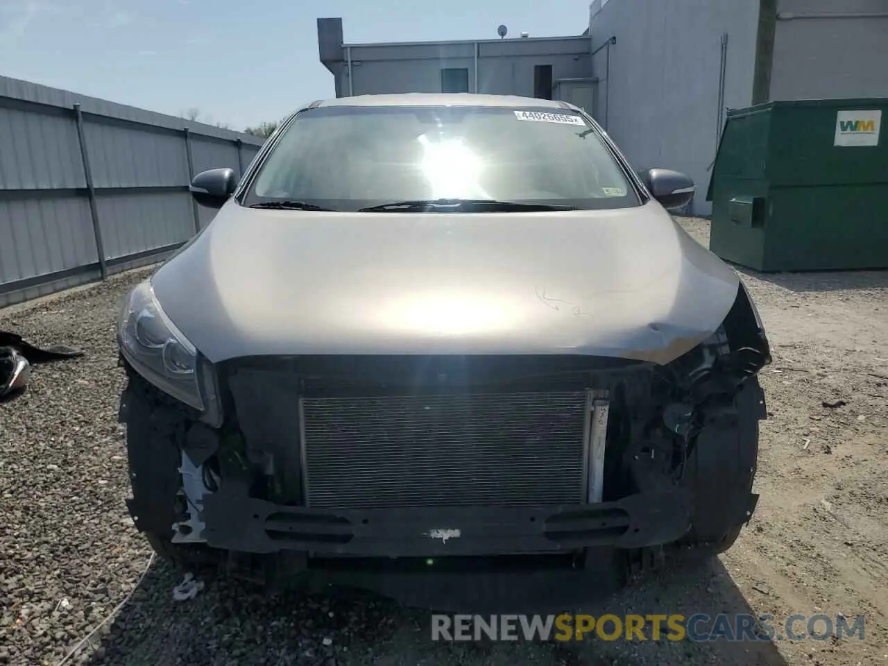 5 fotografías del automóvil dañado 5XYPG4A5XKG491556 KIA SORENTO 2019