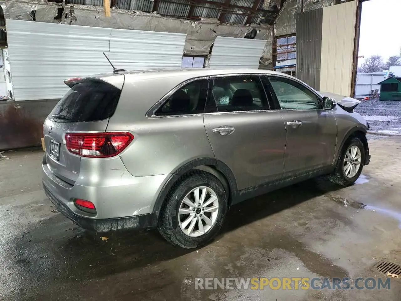 3 fotografías del automóvil dañado 5XYPGDA30KG514809 KIA SORENTO 2019
