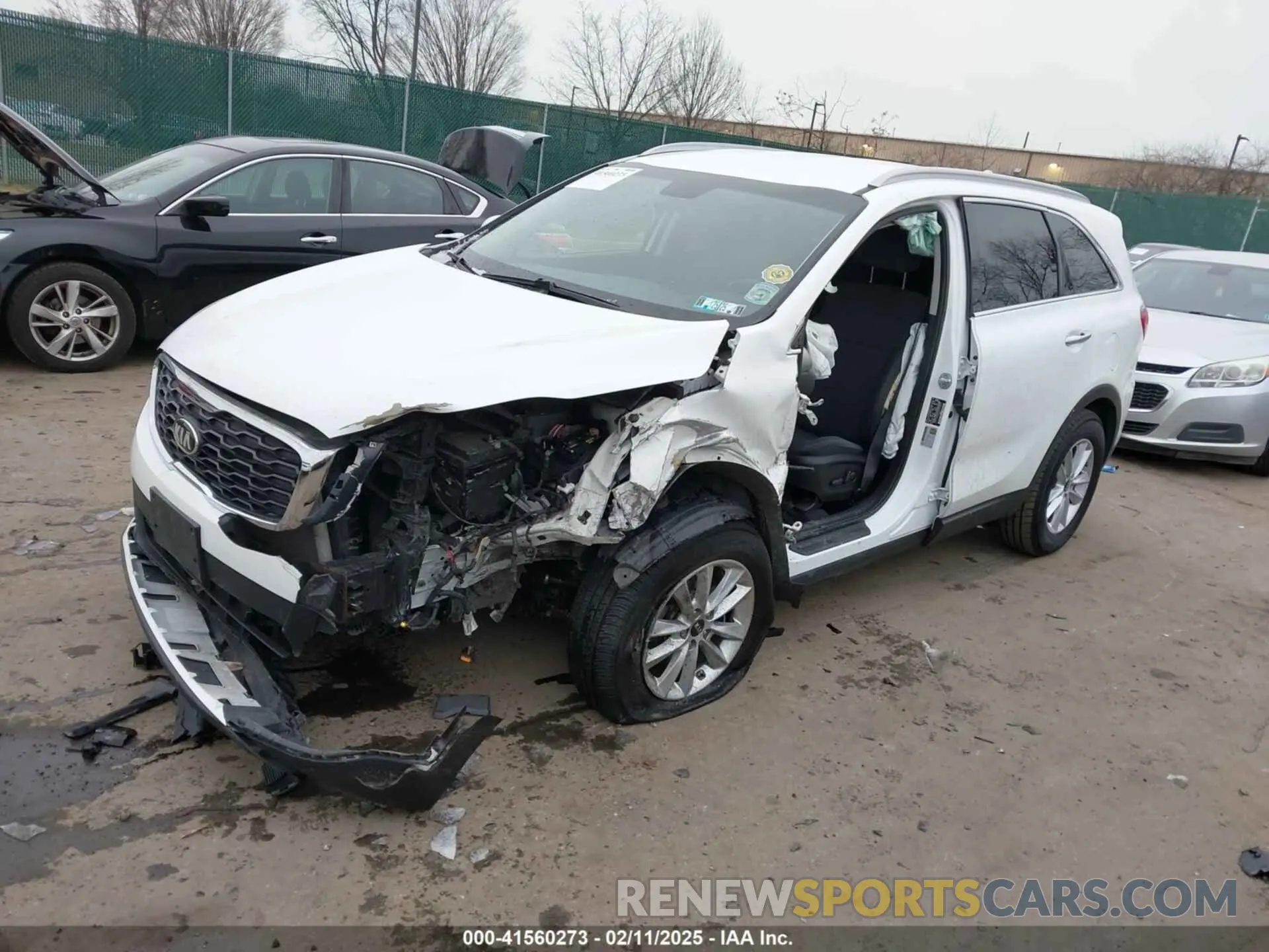 2 fotografías del automóvil dañado 5XYPGDA30KG548829 KIA SORENTO 2019