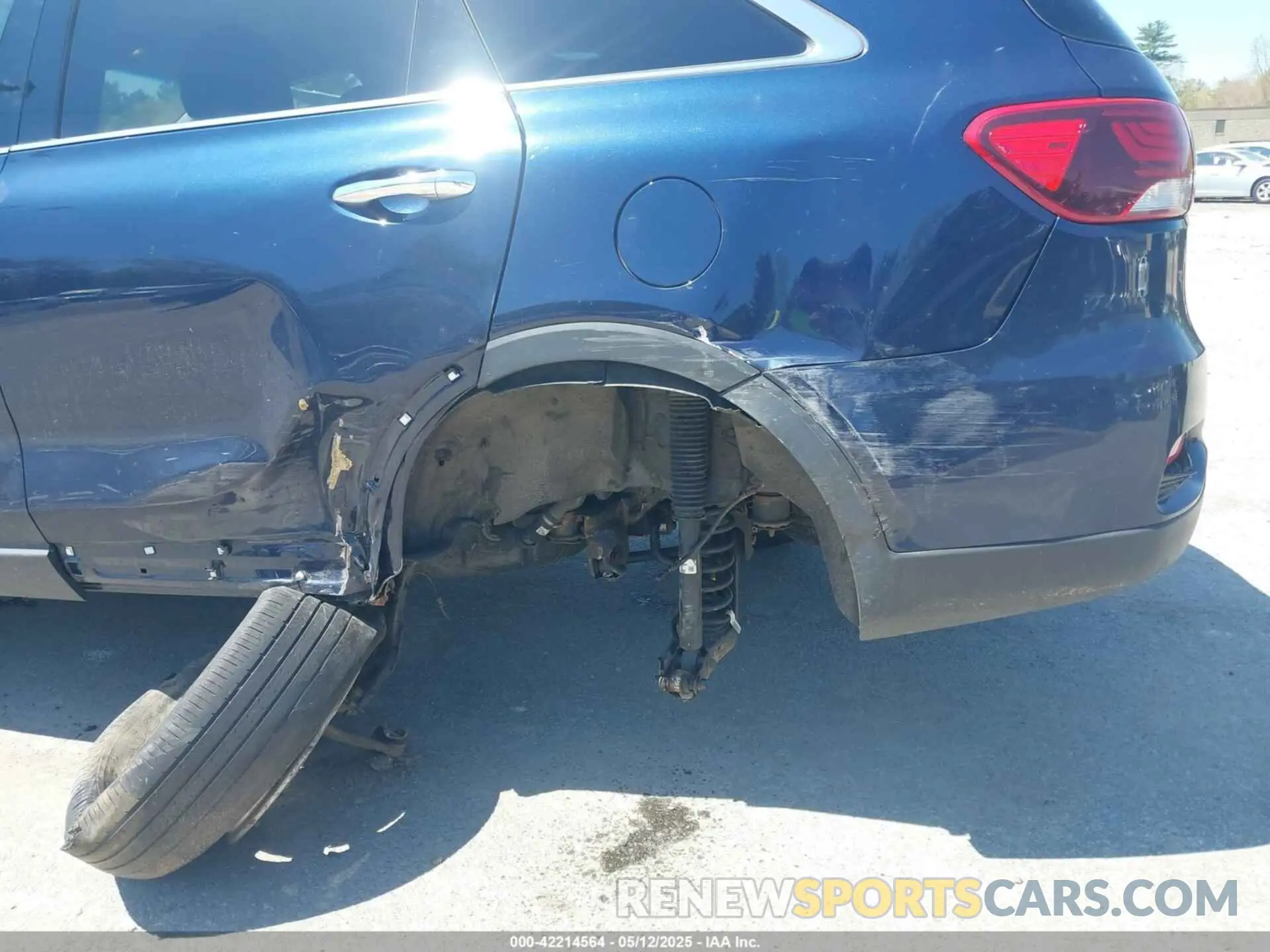 6 fotografías del automóvil dañado 5XYPGDA32KG433827 KIA SORENTO 2019