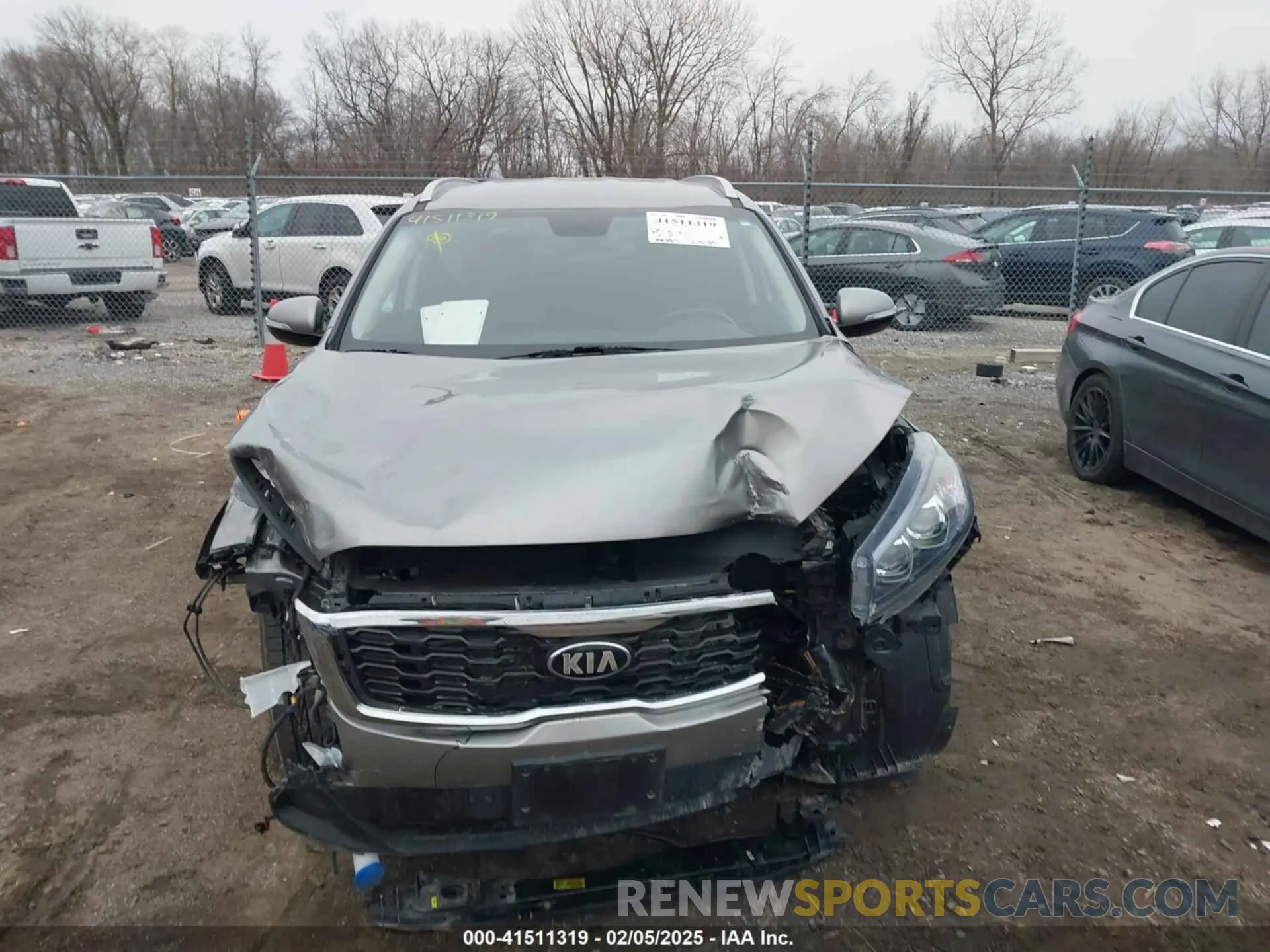 12 fotografías del automóvil dañado 5XYPGDA33KG508972 KIA SORENTO 2019