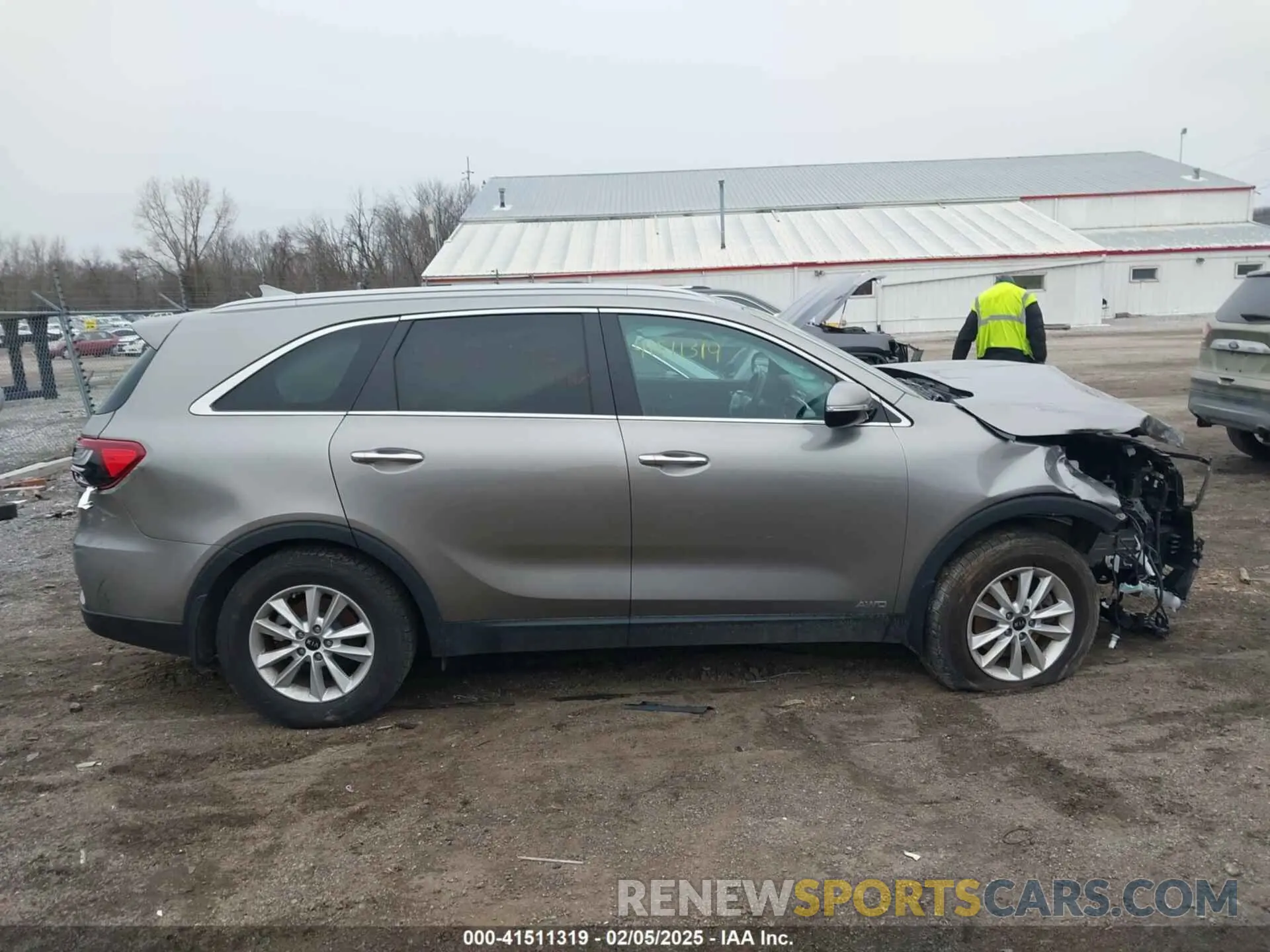 13 fotografías del automóvil dañado 5XYPGDA33KG508972 KIA SORENTO 2019