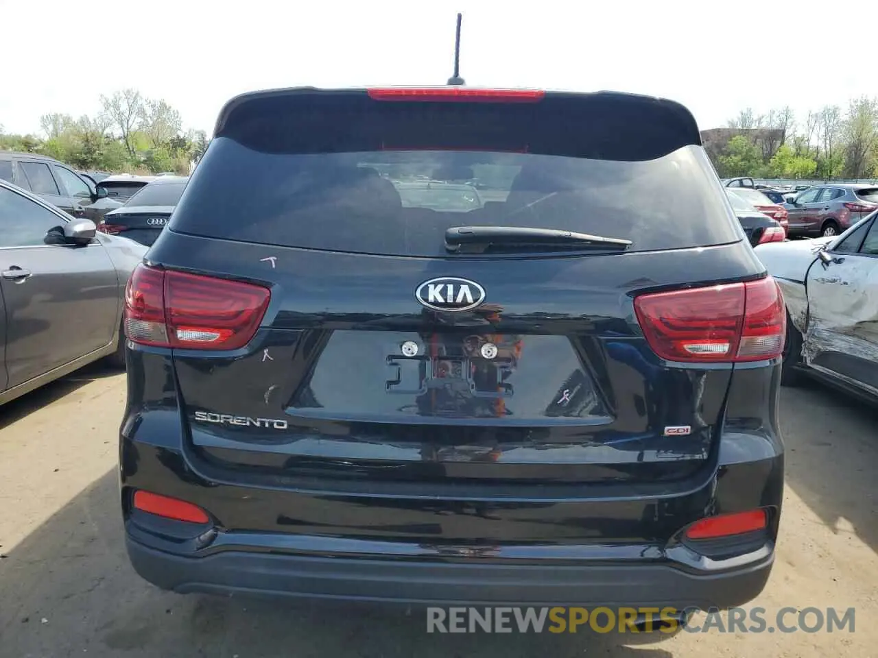 6 fotografías del automóvil dañado 5XYPGDA33KG538702 KIA SORENTO 2019