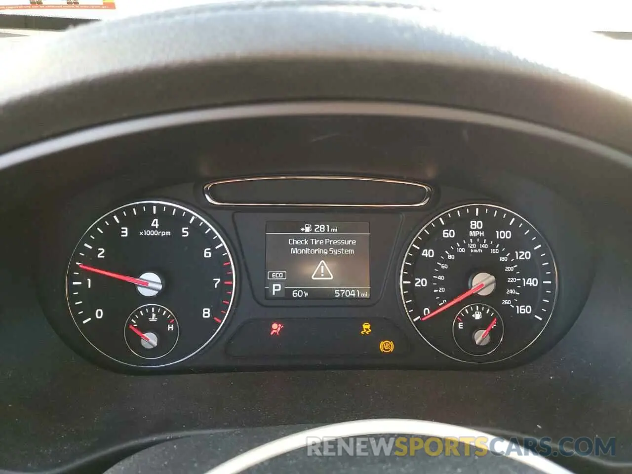 9 fotografías del automóvil dañado 5XYPGDA33KG574406 KIA SORENTO 2019