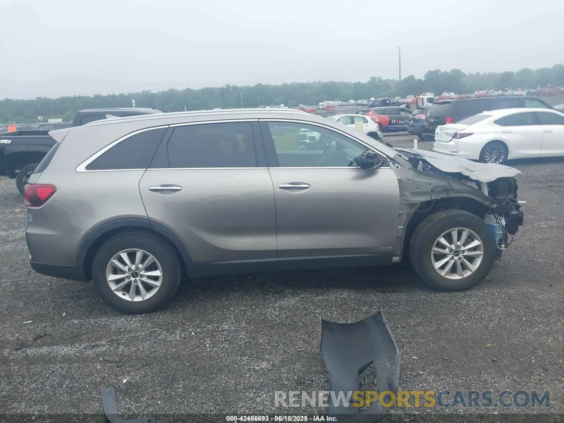 13 fotografías del automóvil dañado 5XYPGDA35KG438942 KIA SORENTO 2019
