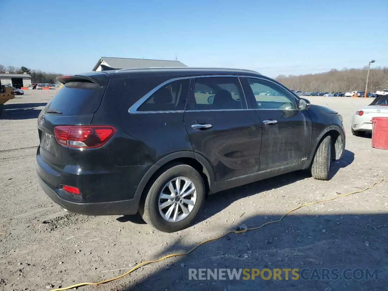 3 fotografías del automóvil dañado 5XYPGDA35KG450640 KIA SORENTO 2019
