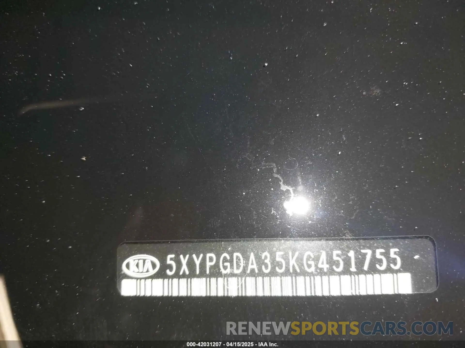 17 fotografías del automóvil dañado 5XYPGDA35KG451755 KIA SORENTO 2019