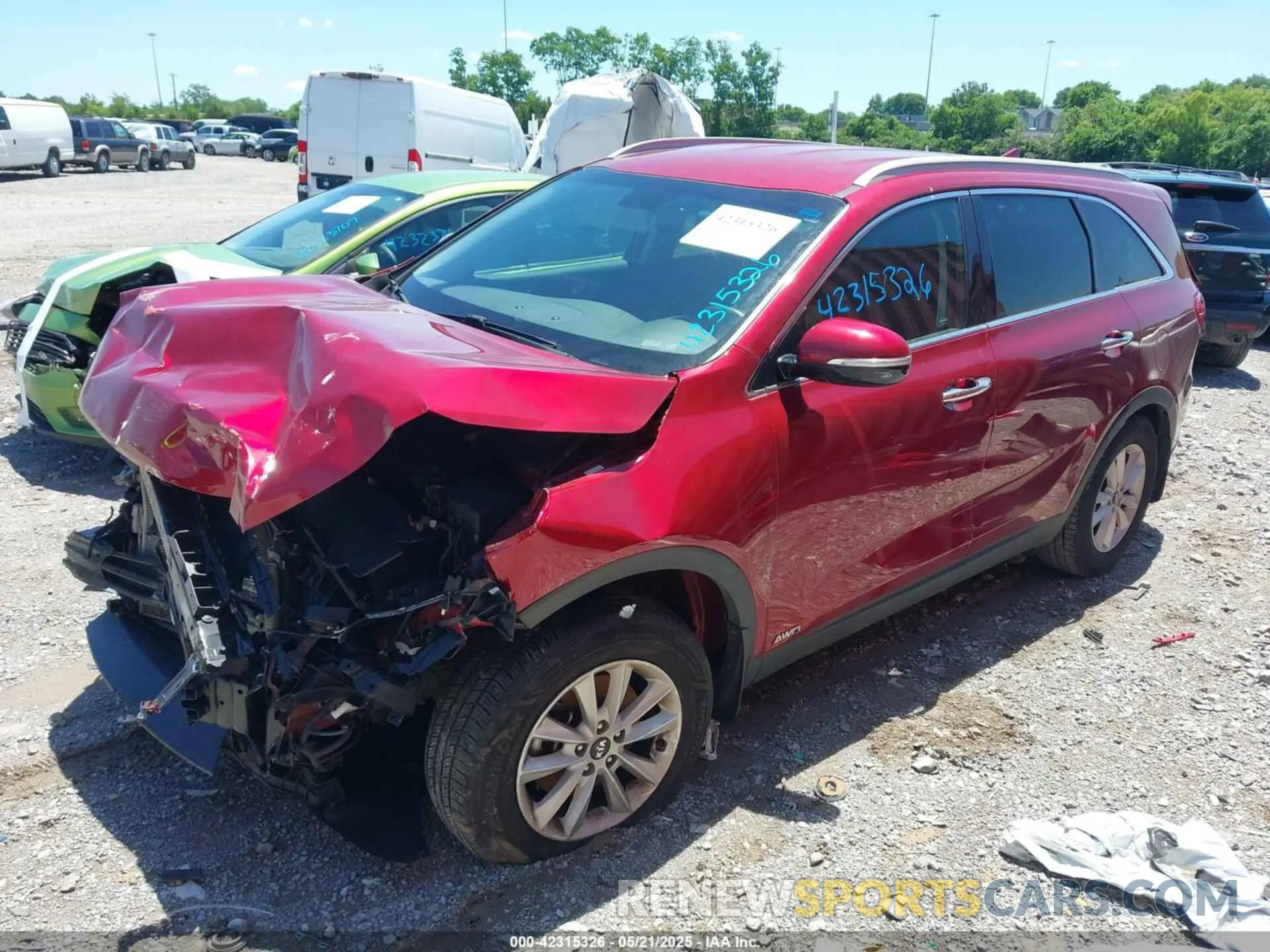 2 fotografías del automóvil dañado 5XYPGDA36KG469200 KIA SORENTO 2019