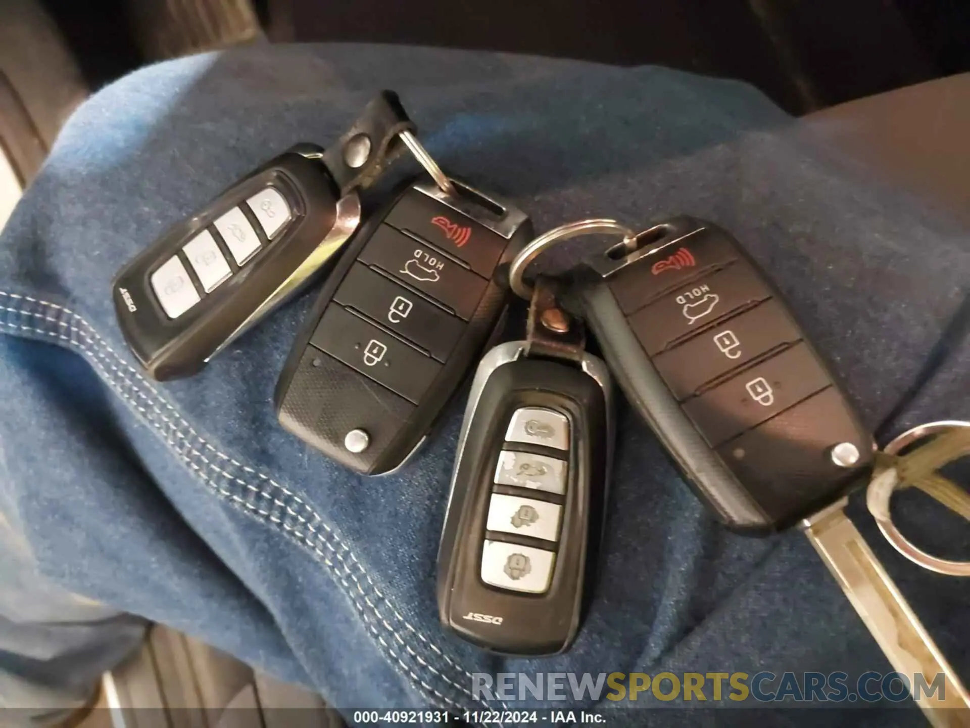 11 fotografías del automóvil dañado 5XYPGDA36KG542596 KIA SORENTO 2019