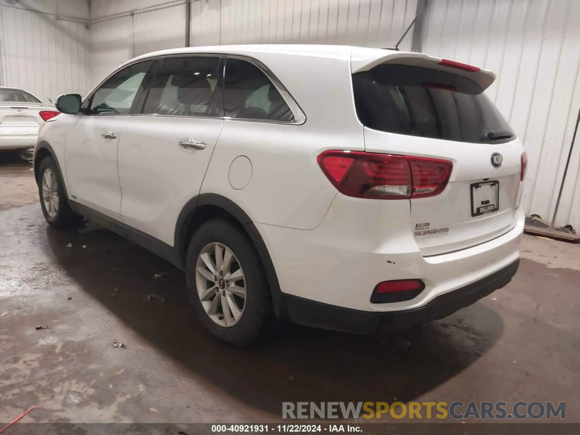 3 fotografías del automóvil dañado 5XYPGDA36KG542596 KIA SORENTO 2019
