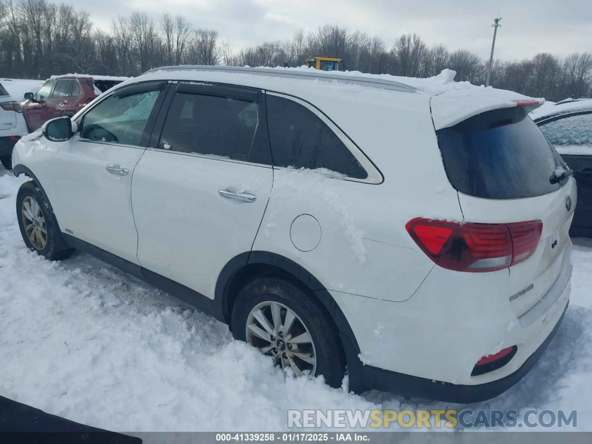 3 fotografías del automóvil dañado 5XYPGDA36KG591197 KIA SORENTO 2019