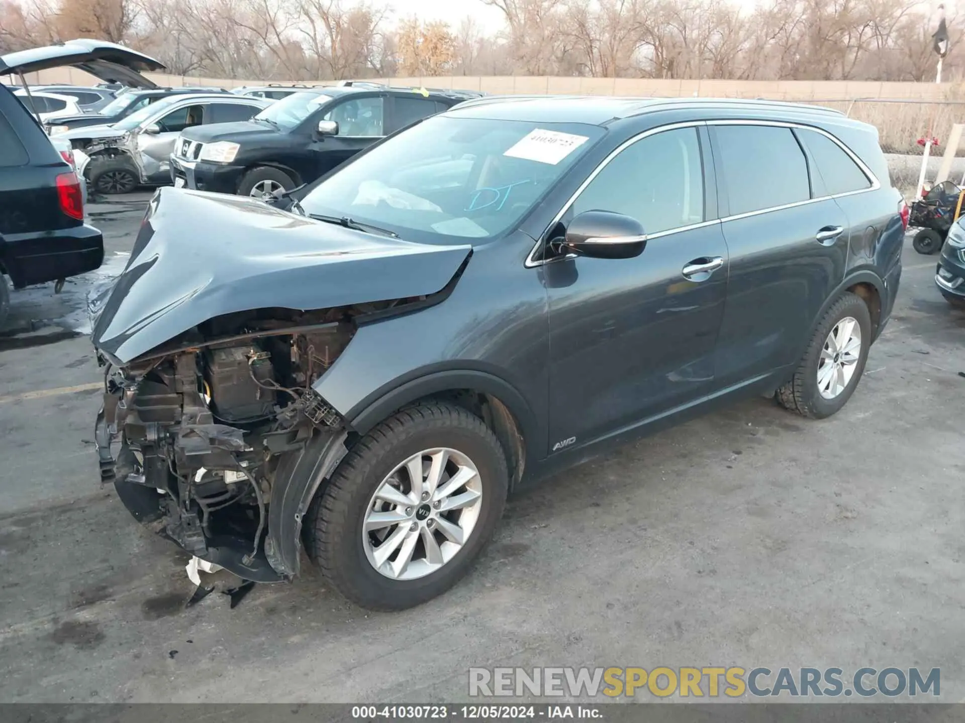 2 fotografías del automóvil dañado 5XYPGDA37KG529646 KIA SORENTO 2019
