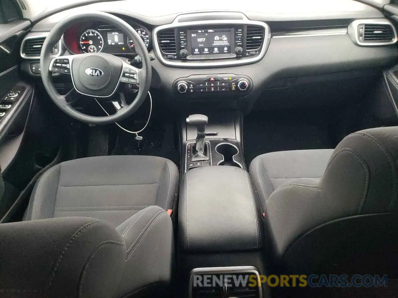 8 fotografías del automóvil dañado 5XYPGDA38KG429636 KIA SORENTO 2019