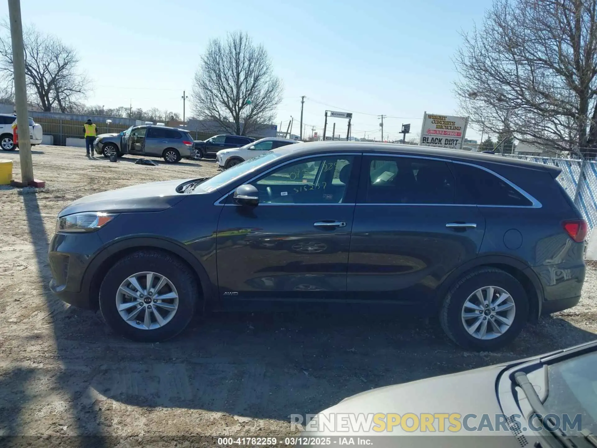 13 fotografías del automóvil dañado 5XYPGDA38KG515237 KIA SORENTO 2019