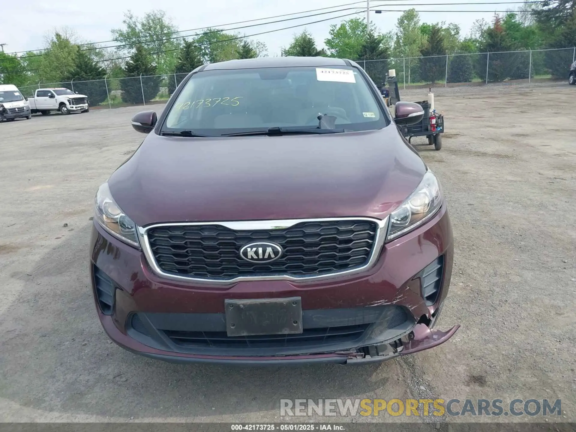 12 fotografías del automóvil dañado 5XYPGDA39KG478036 KIA SORENTO 2019