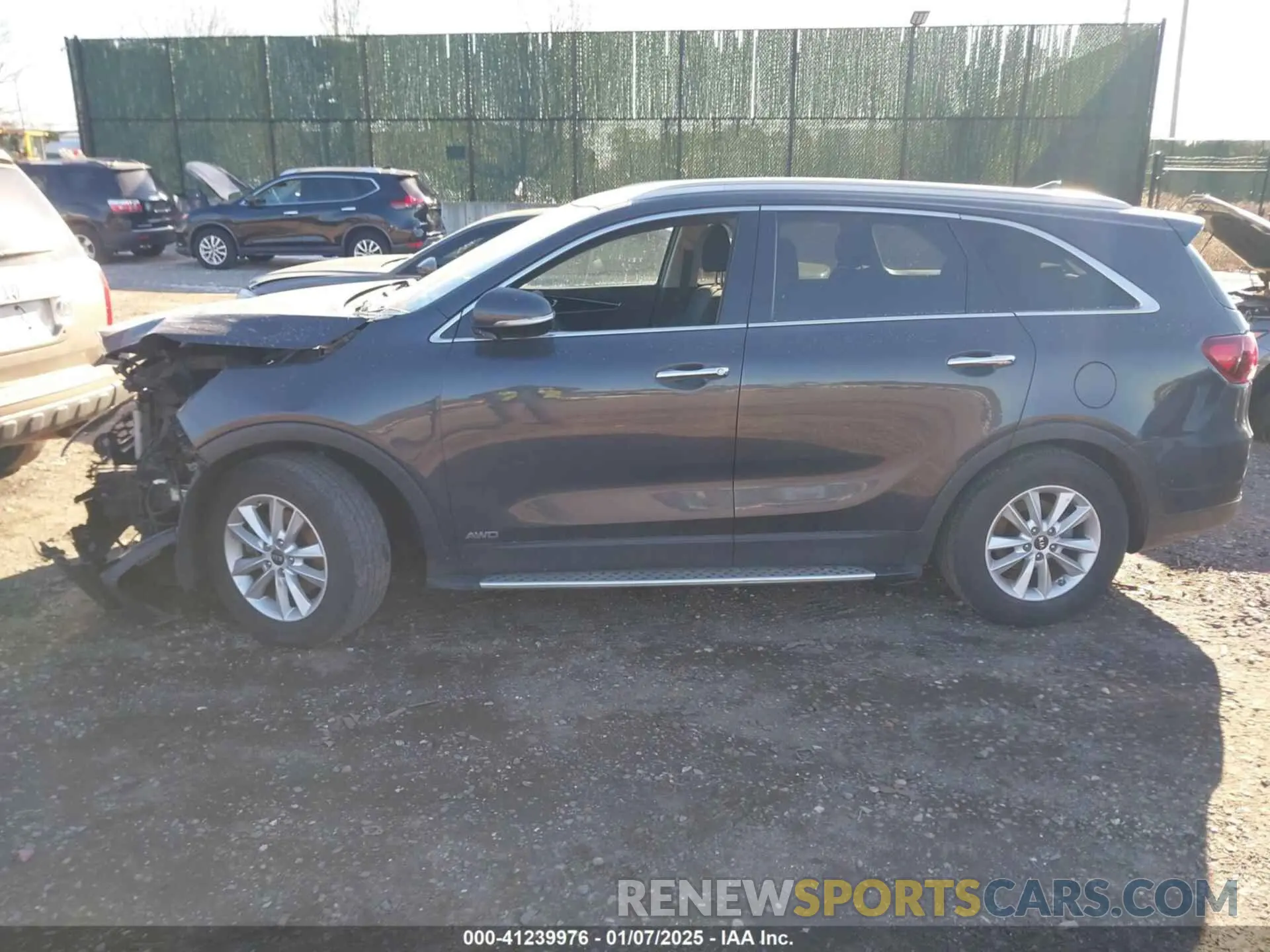 14 fotografías del automóvil dañado 5XYPGDA3XKG437009 KIA SORENTO 2019