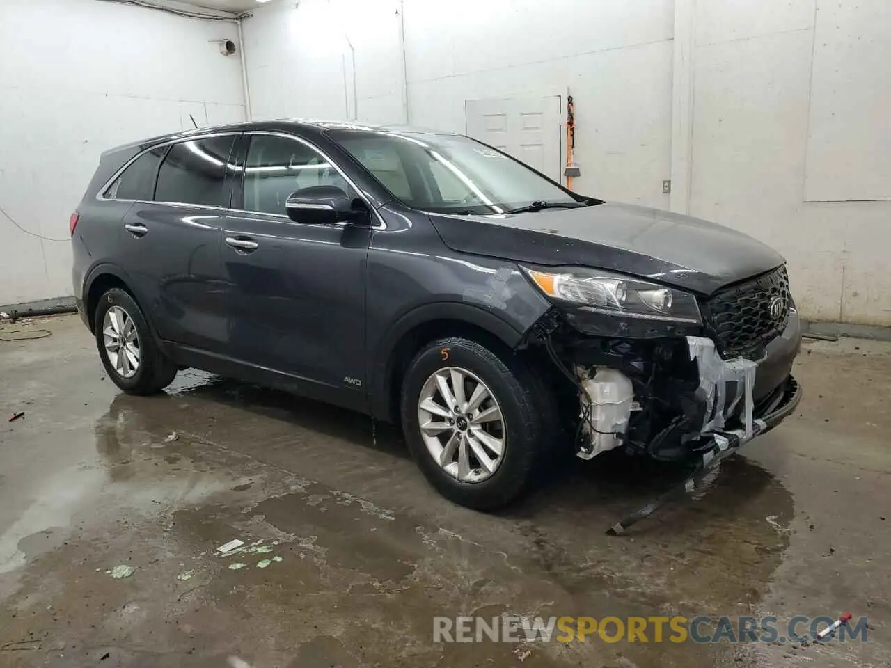 4 fotografías del automóvil dañado 5XYPGDA50KG482901 KIA SORENTO 2019