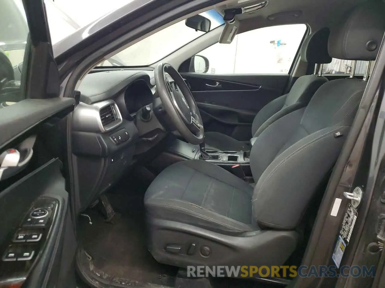 7 fotografías del automóvil dañado 5XYPGDA50KG482901 KIA SORENTO 2019