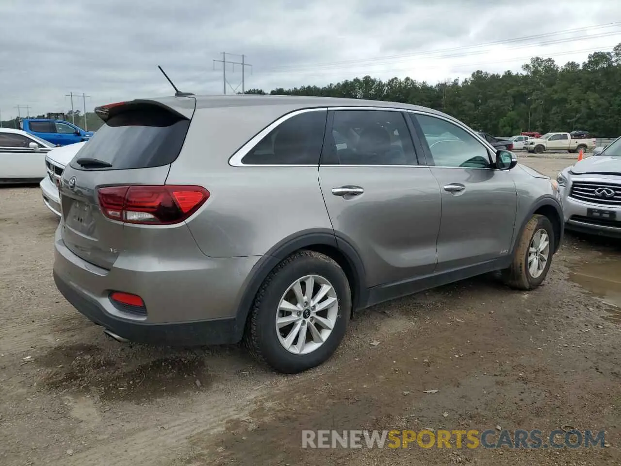 3 fotografías del automóvil dañado 5XYPGDA50KG488956 KIA SORENTO 2019