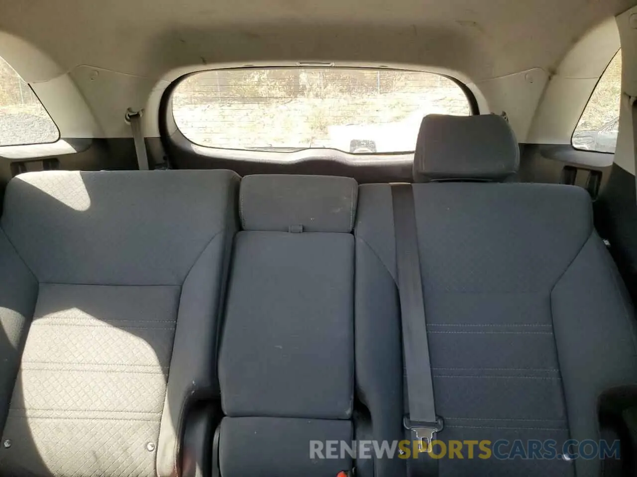 10 fotografías del automóvil dañado 5XYPGDA50KG522992 KIA SORENTO 2019