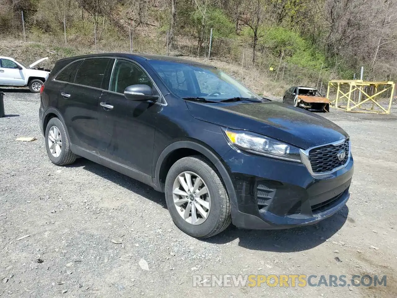 4 fotografías del automóvil dañado 5XYPGDA50KG522992 KIA SORENTO 2019