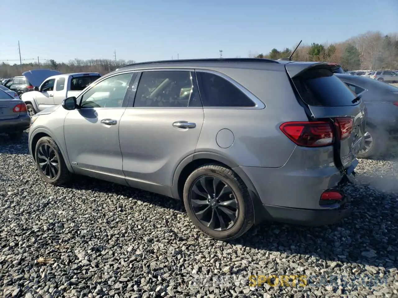 2 fotografías del automóvil dañado 5XYPGDA51KG605007 KIA SORENTO 2019