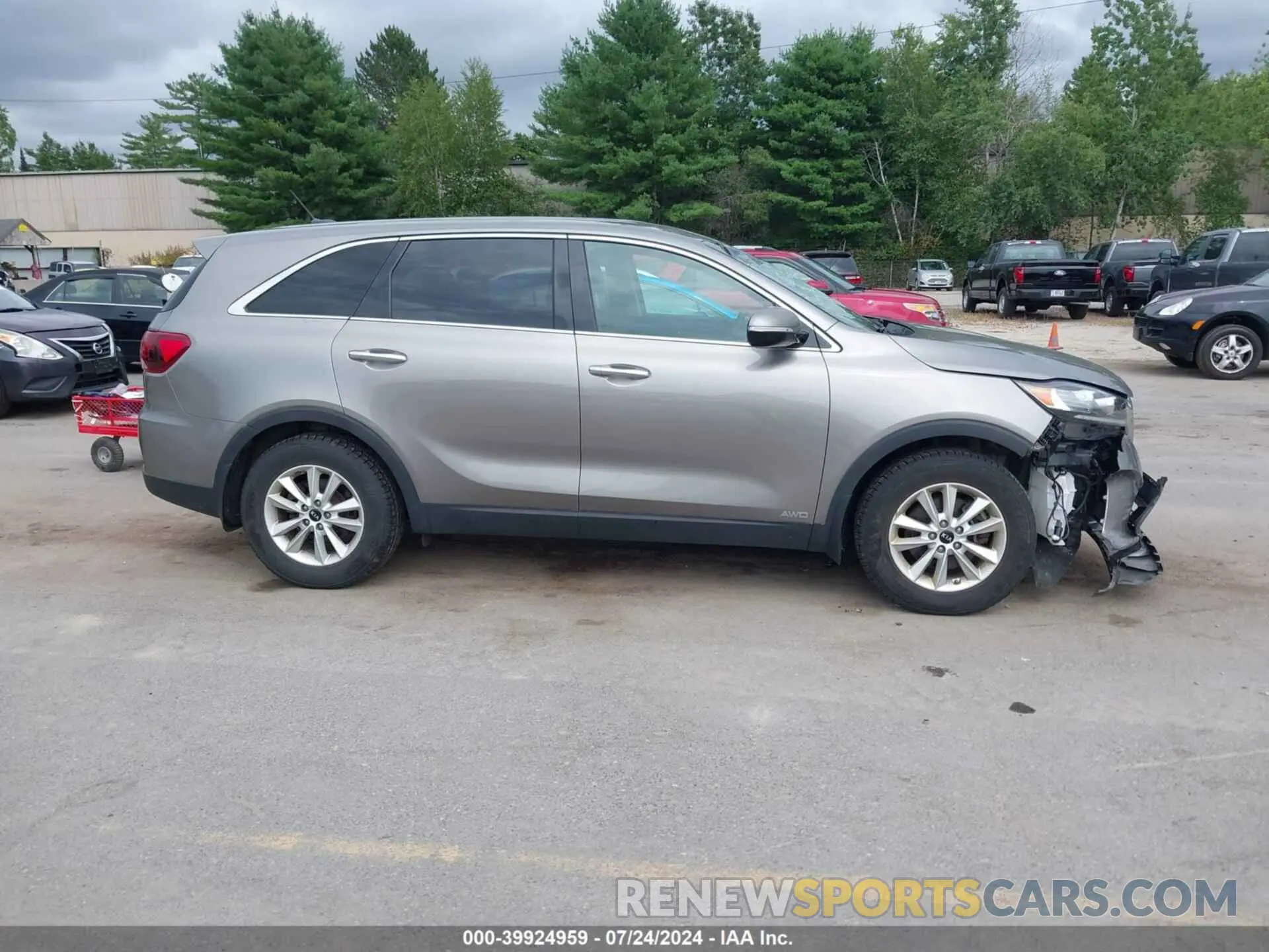 14 fotografías del automóvil dañado 5XYPGDA52KG457482 KIA SORENTO 2019