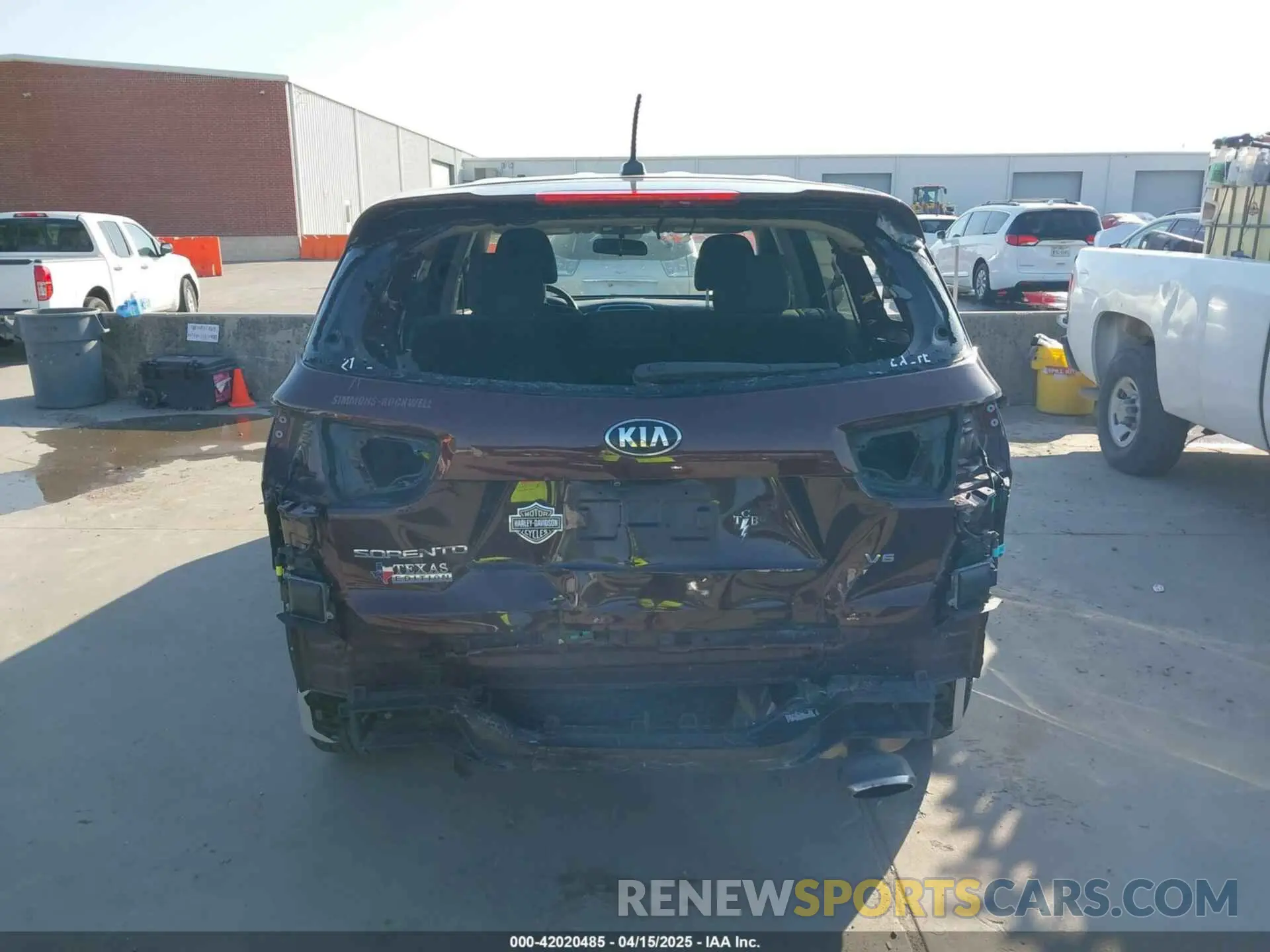 17 fotografías del automóvil dañado 5XYPGDA53KG444952 KIA SORENTO 2019
